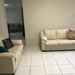 Excelente Casa 300M2 Em Bairro Nobre Perto De Tudo