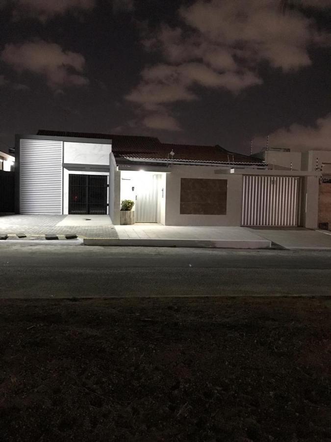 Excelente Casa 300m2 Em Bairro Nobre Perto De Natal