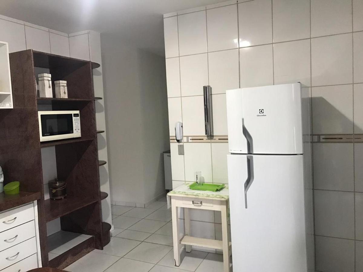 Excelente Casa 300m2 Em Bairro Nobre Perto De *